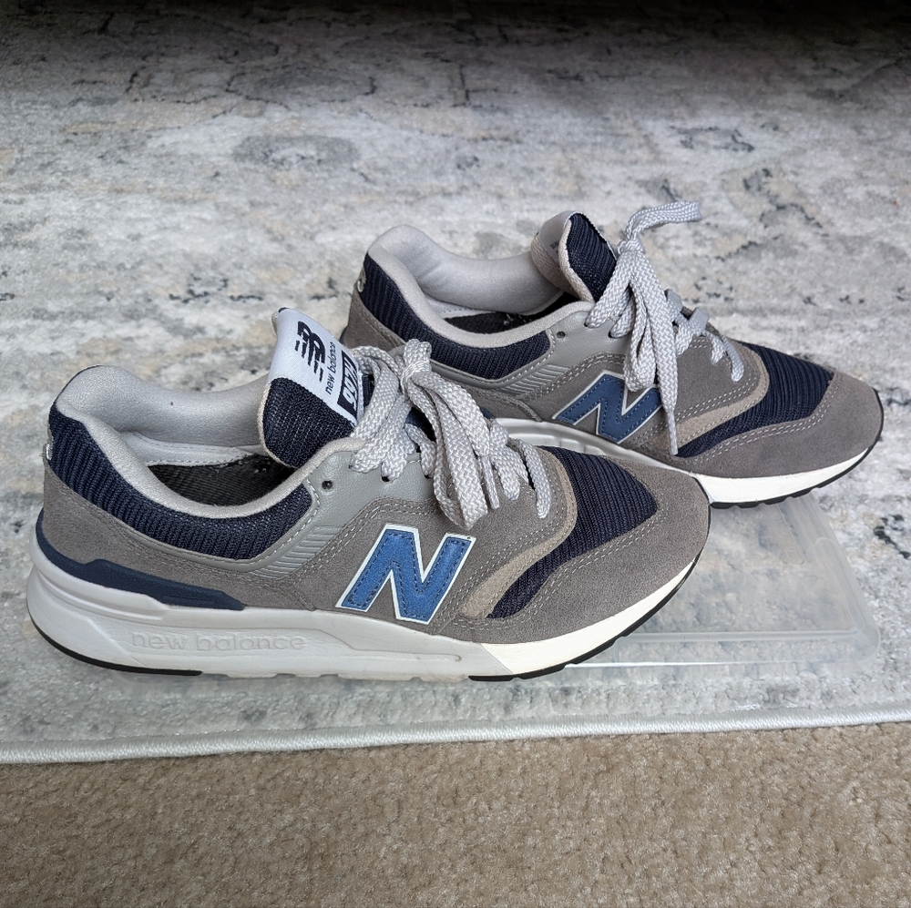 New Balance Gray and Blue Sneakers